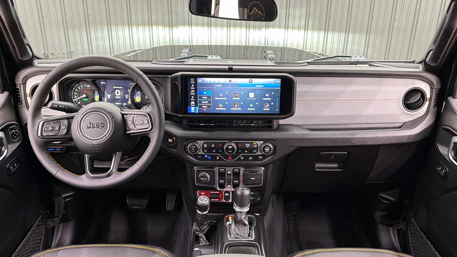 Used 2024 Jeep Wrangler Unlimited AWD/4WD image 47