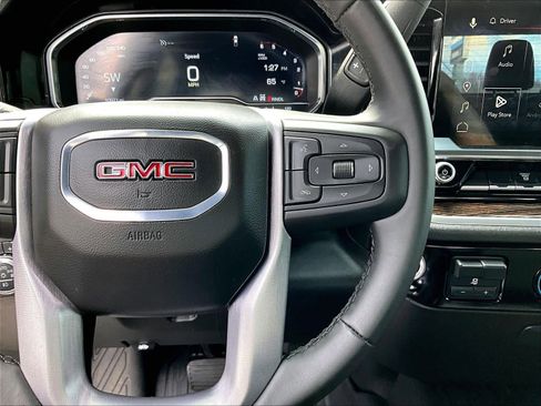 Used 2025 GMC Sierra 2500 SLE w/ SLE Convenience Package image 24