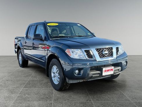 Used 2019 Nissan Frontier SV image 7