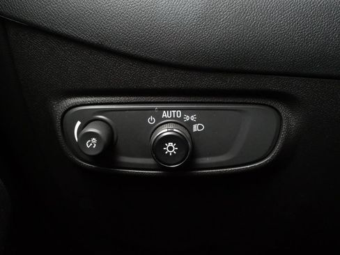 Used 2023 Chevrolet Equinox LT AWD/4WD image 15