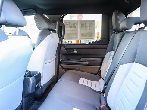 Used 2025 Toyota Tacoma TRD Off-Road image 21