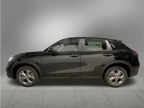 New 2027 Honda HR-V LX image 2