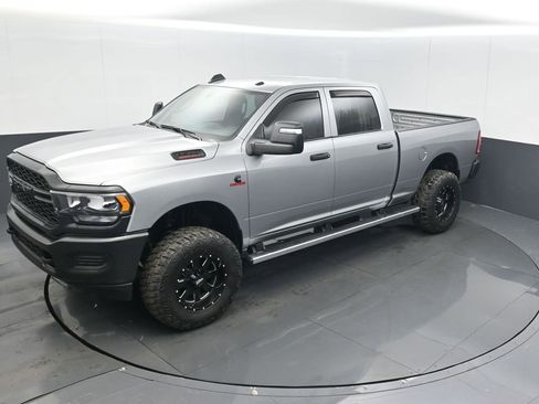 Used 2023 RAM 3500 Tradesman image 37