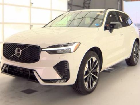 Used 2026 Volvo XC60 B5 Plus AWD/4WD image 1