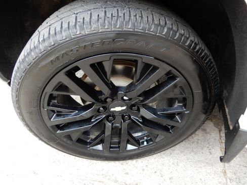 Used 2022 Chevrolet Silverado 1500 LT w/ Leather Package image 22