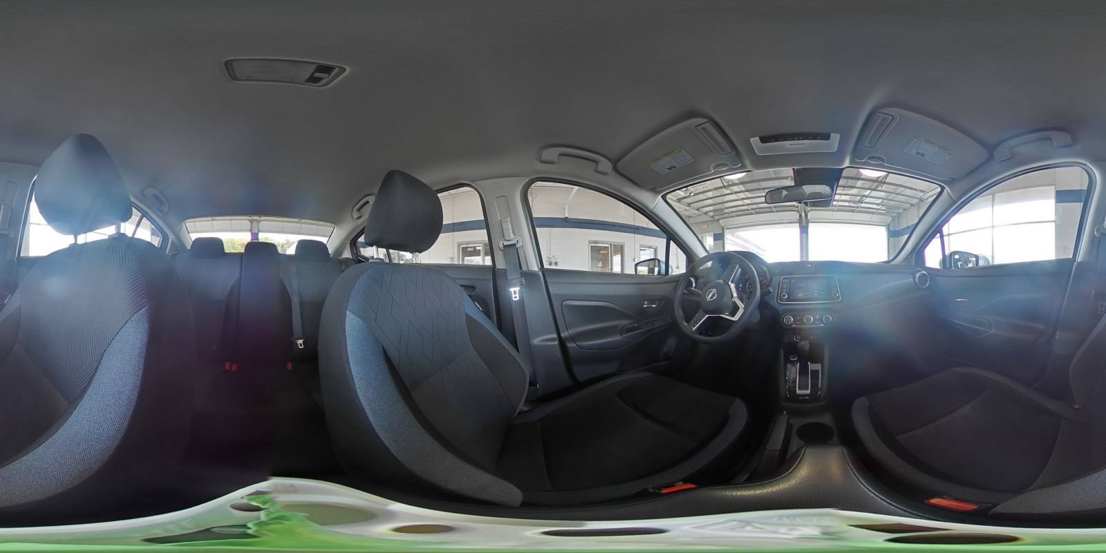 Used 2025 Nissan Versa SV FWD image 39