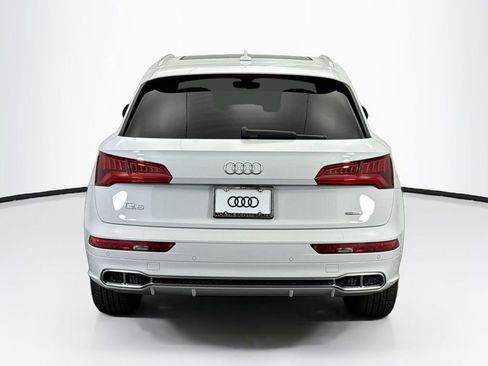 Used 2020 Audi Q5 e Premium w/ Convenience Package image 6
