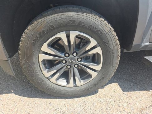 Certified 2022 Chevrolet Colorado Z71 RWD image 2