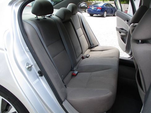 Used 2012 Honda Accord LX image 27