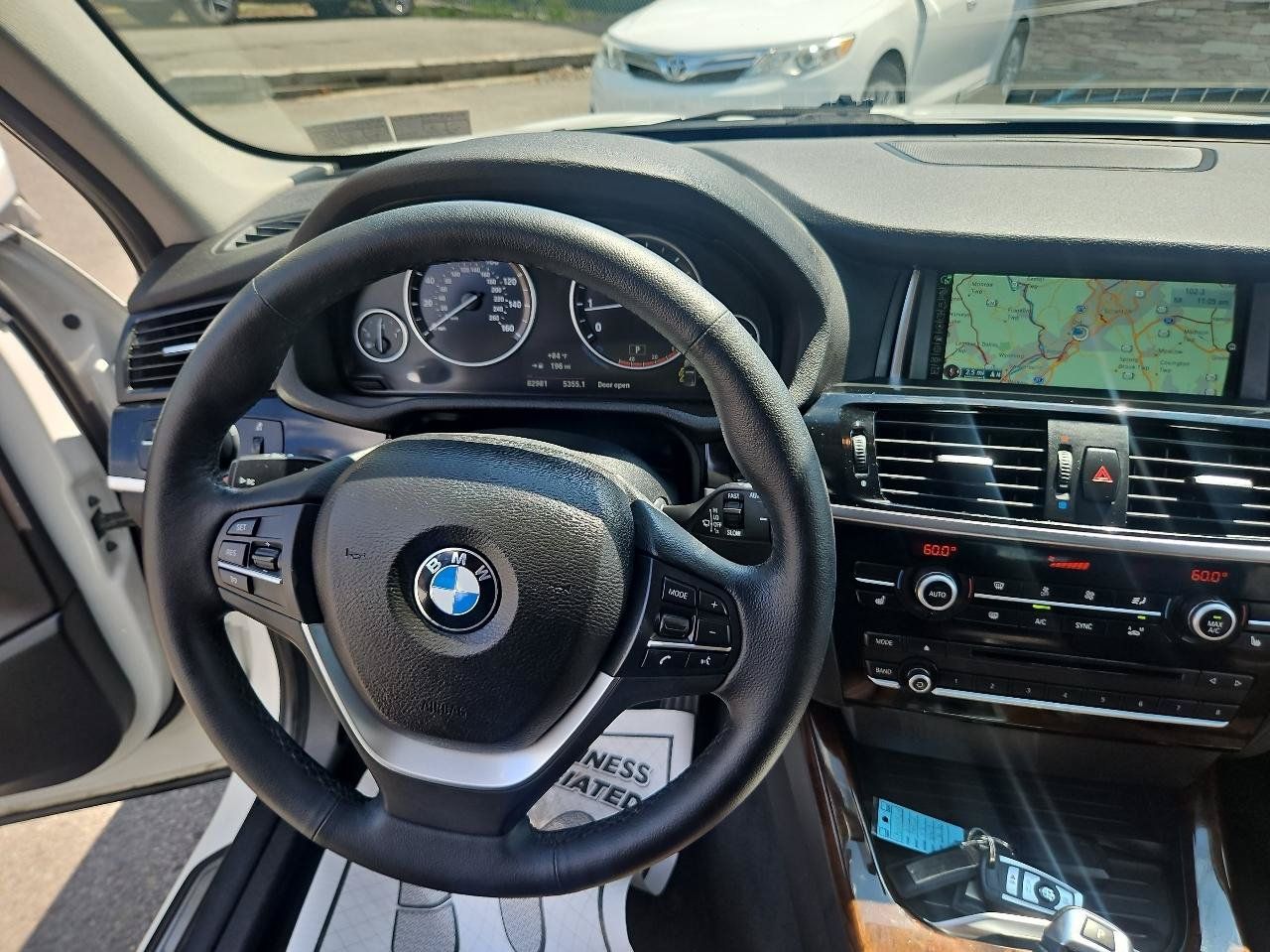 Used 2016 BMW X3 xDrive28i AWD/4WD image 25