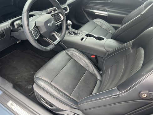 Used 2025 Ford Mustang GT Premium RWD image 12