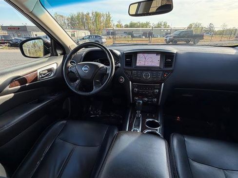 Used 2015 Nissan Pathfinder SL w/ SL Premium Package image 22
