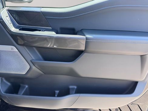 Used 2022 Ford F150 XLT w/ Equipment Group 302A High image 26