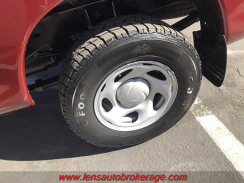 Used 2005 Toyota Tundra SR5 image 21