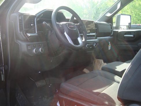 New 2026 GMC Sierra 3500 SLE w/ SLE Convenience Package AWD/4WD image 20