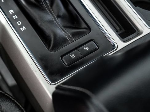 Used 2018 Ford F150 Lariat w/ Equipment Group 502A Luxury AWD/4WD image 23