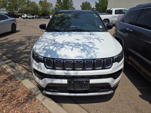 Used 2025 Jeep Compass Limited w/ Elite Group AWD/4WD image 2