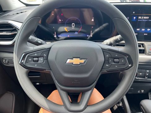 New 2026 Chevrolet TrailBlazer LS FWD image 11