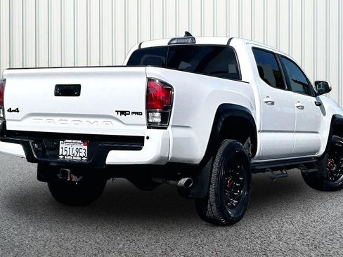 Used 2017 Toyota Tacoma TRD Pro image 24