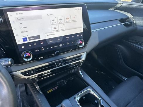 Used 2023 Lexus RX 350 w/ Accessory Package (Z1) image 31