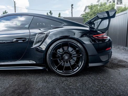 Used 2018 Porsche 911 GT2 RS RWD image 33