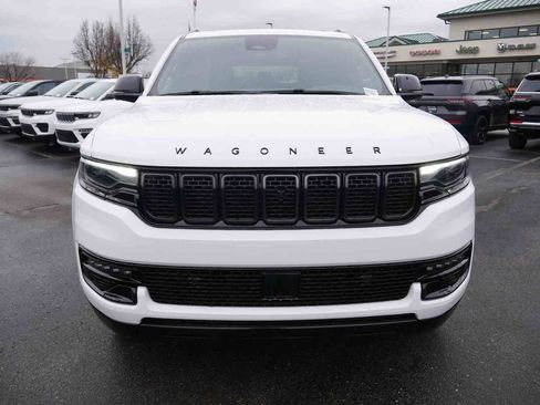 New 2025 Jeep Wagoneer L Series II w/ Convenience Group I image 2