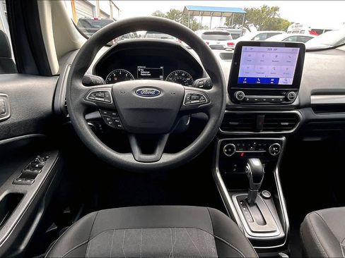 Used 2021 Ford EcoSport SE image 5