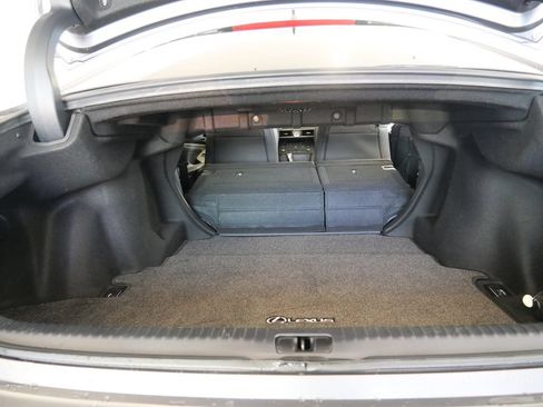Used 2017 Lexus RC 200t F Sport RWD image 29
