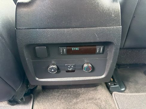 Used 2017 Ford Expedition EL XLT AWD/4WD image 18