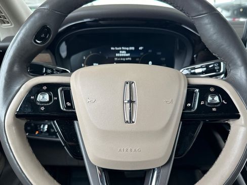 Used 2022 Lincoln Corsair Reserve w/ Elements Package image 23