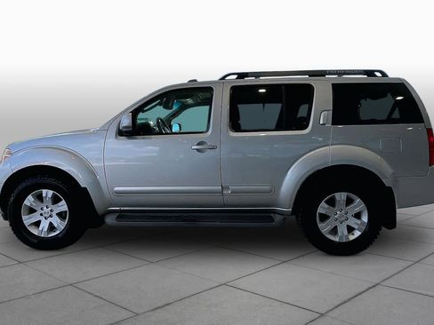 Used 2005 Nissan Pathfinder LE RWD image 32