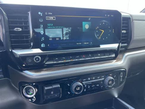 Used 2022 Chevrolet Silverado 1500 RST w/ Texas Edition Plus RWD image 18