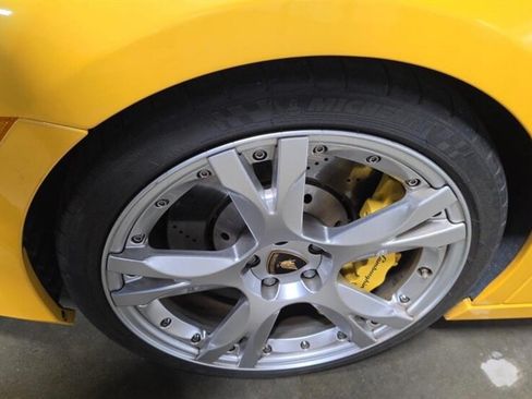 Used 2004 Lamborghini Gallardo AWD/4WD image 11