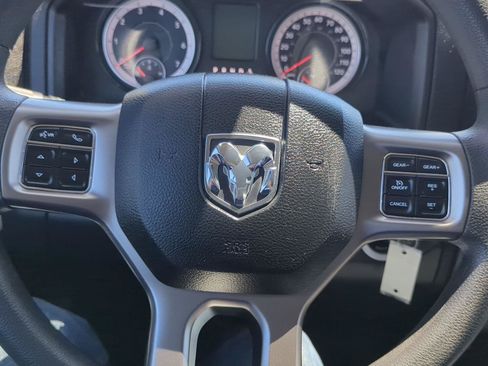 Used 2024 RAM 1500 Classic SLT AWD/4WD image 16