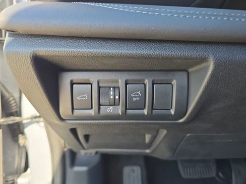 Certified 2025 Subaru Outback Touring w/ Tech Package 3 image 21