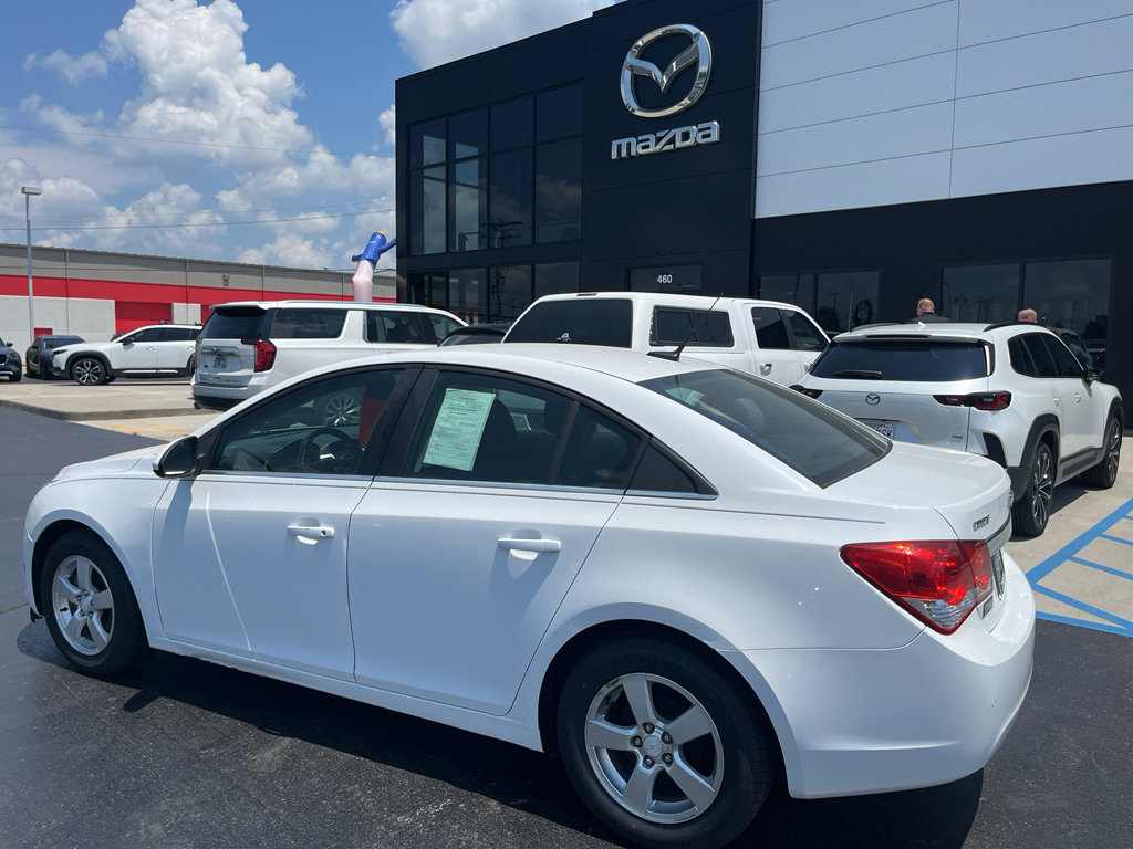 Used 2012 Chevrolet Cruze LT FWD image 3