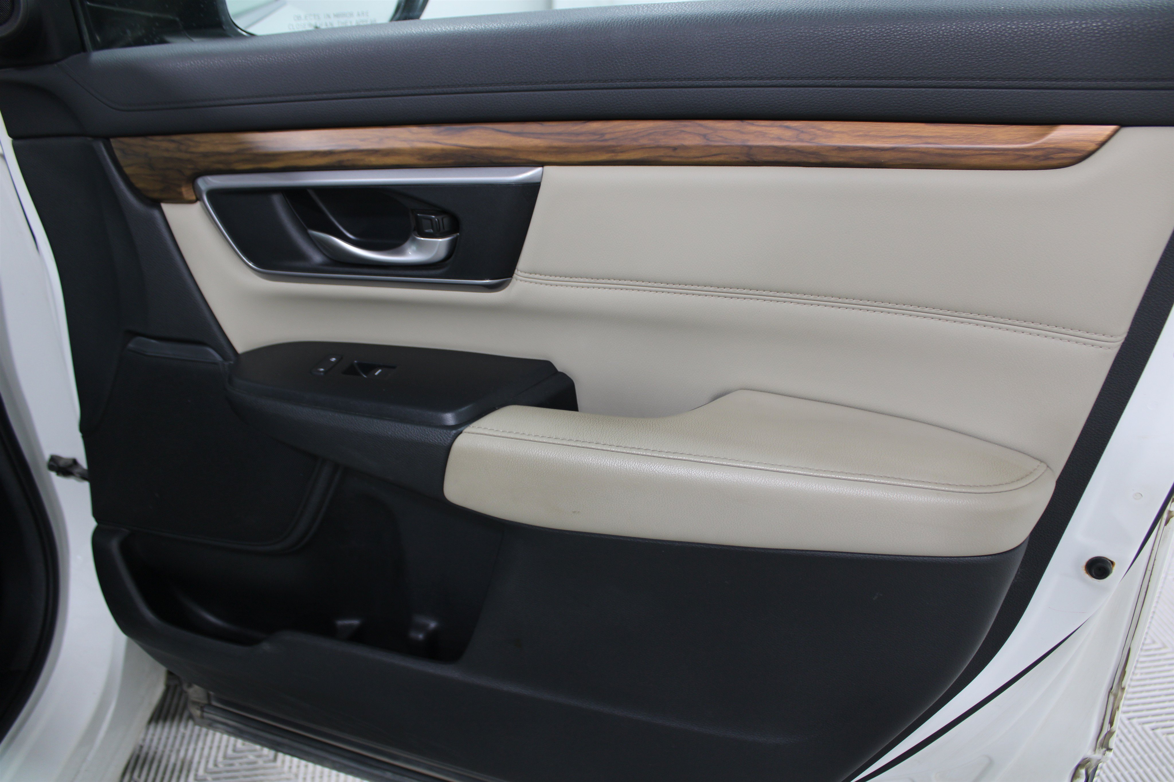Used 2017 Honda CR-V EX-L image 24
