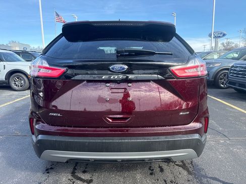 Used 2024 Ford Edge SEL w/ Convenience Package image 8