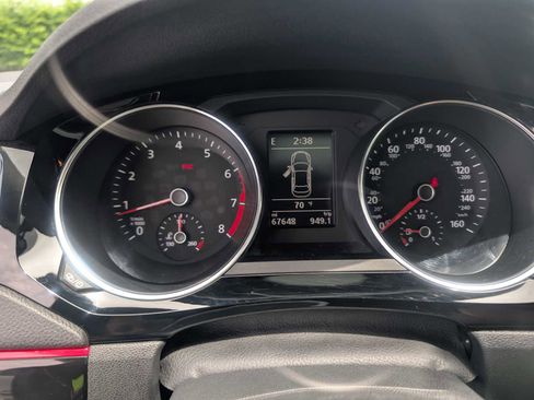 Used 2015 Volkswagen Jetta GLI SEL FWD image 10