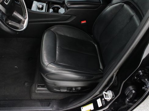 Used 2021 Jeep Grand Cherokee L Limited RWD image 16