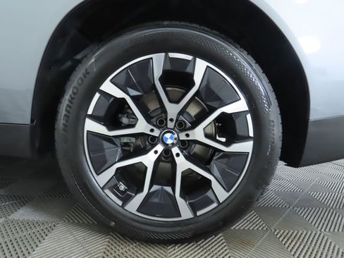 Used 2025 BMW X3 xDrive30i w/ Premium Package image 33