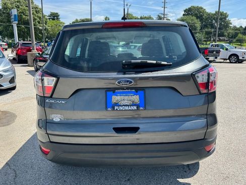 Used 2018 Ford Escape S FWD image 4