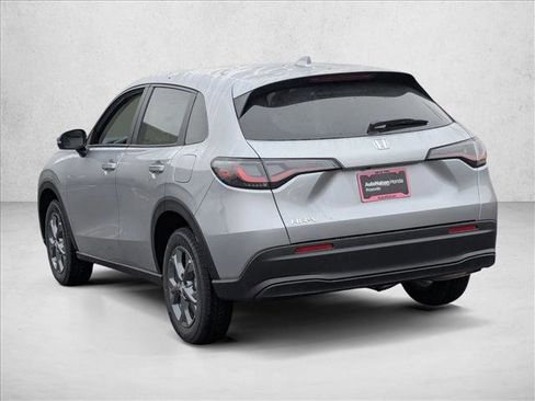 Used 2026 Honda HR-V LX image 8