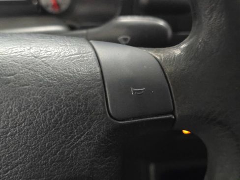 Used 1996 Volkswagen Golf GL FWD image 75