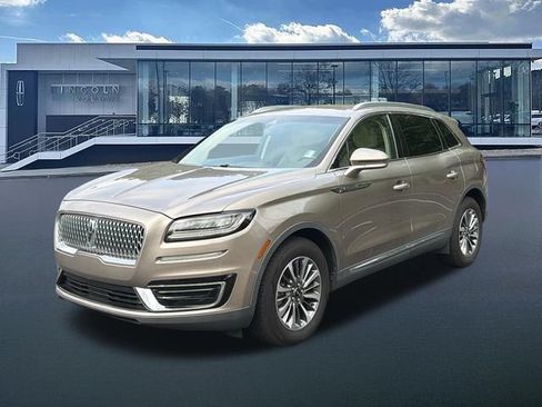 Used 2020 Lincoln Nautilus FWD w/ Equipment Group 101A image 3