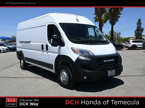 Used 2026 RAM ProMaster 2500 w/ Convenience Group FWD image 3