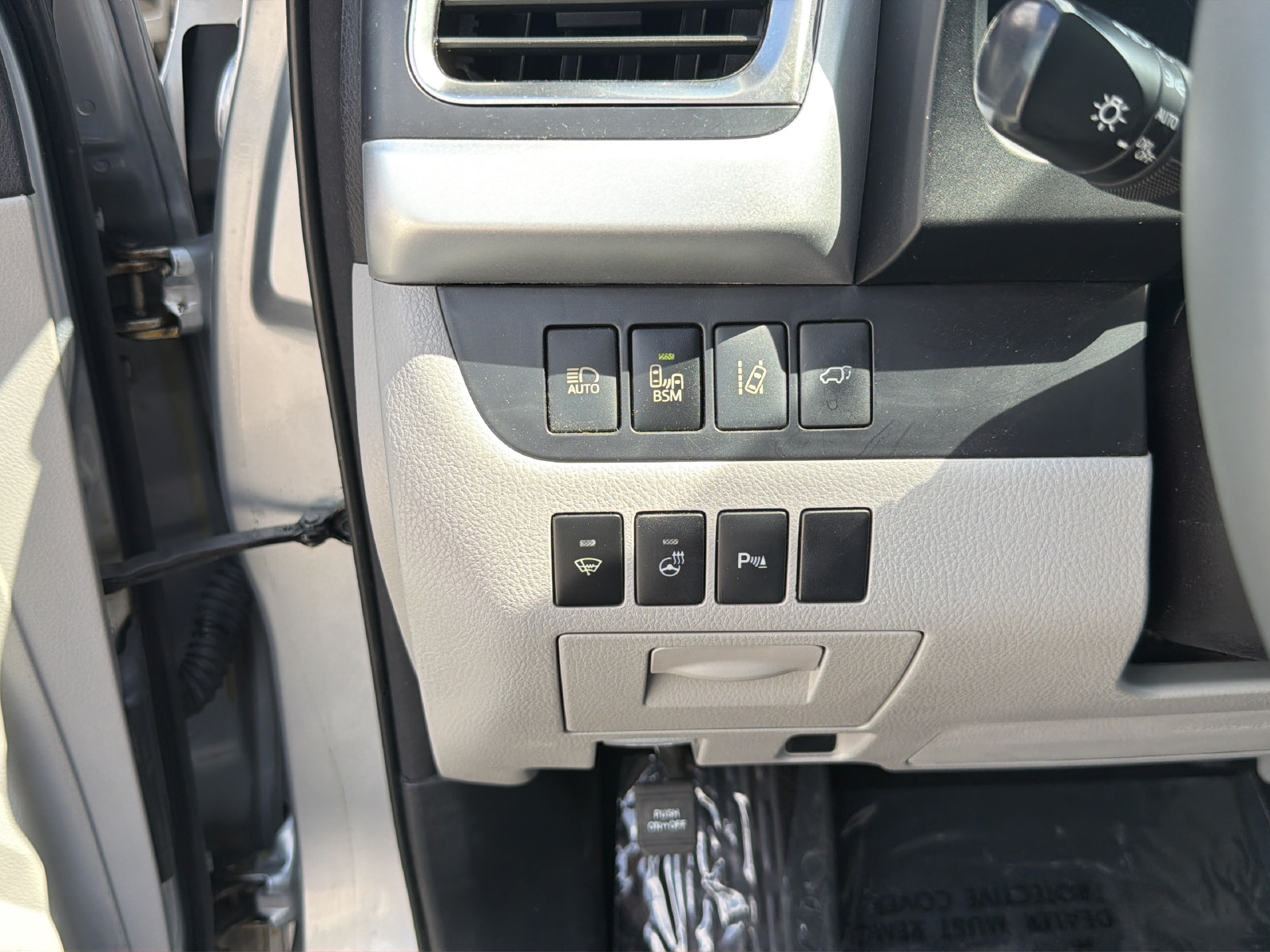 Used 2016 Toyota Highlander Limited Platinum FWD image 21