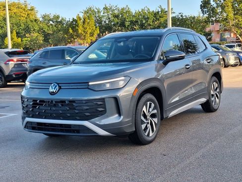 New 2026 Volkswagen Tiguan S FWD image 3