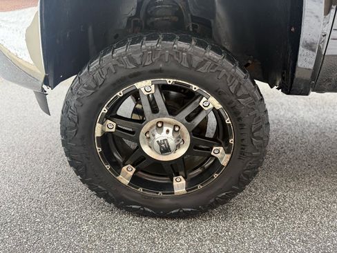 Used 2012 Chevrolet Silverado 1500 LT image 46