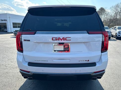 New 2026 GMC Yukon XL AT4 w/ AT4 Premium Plus Package image 7